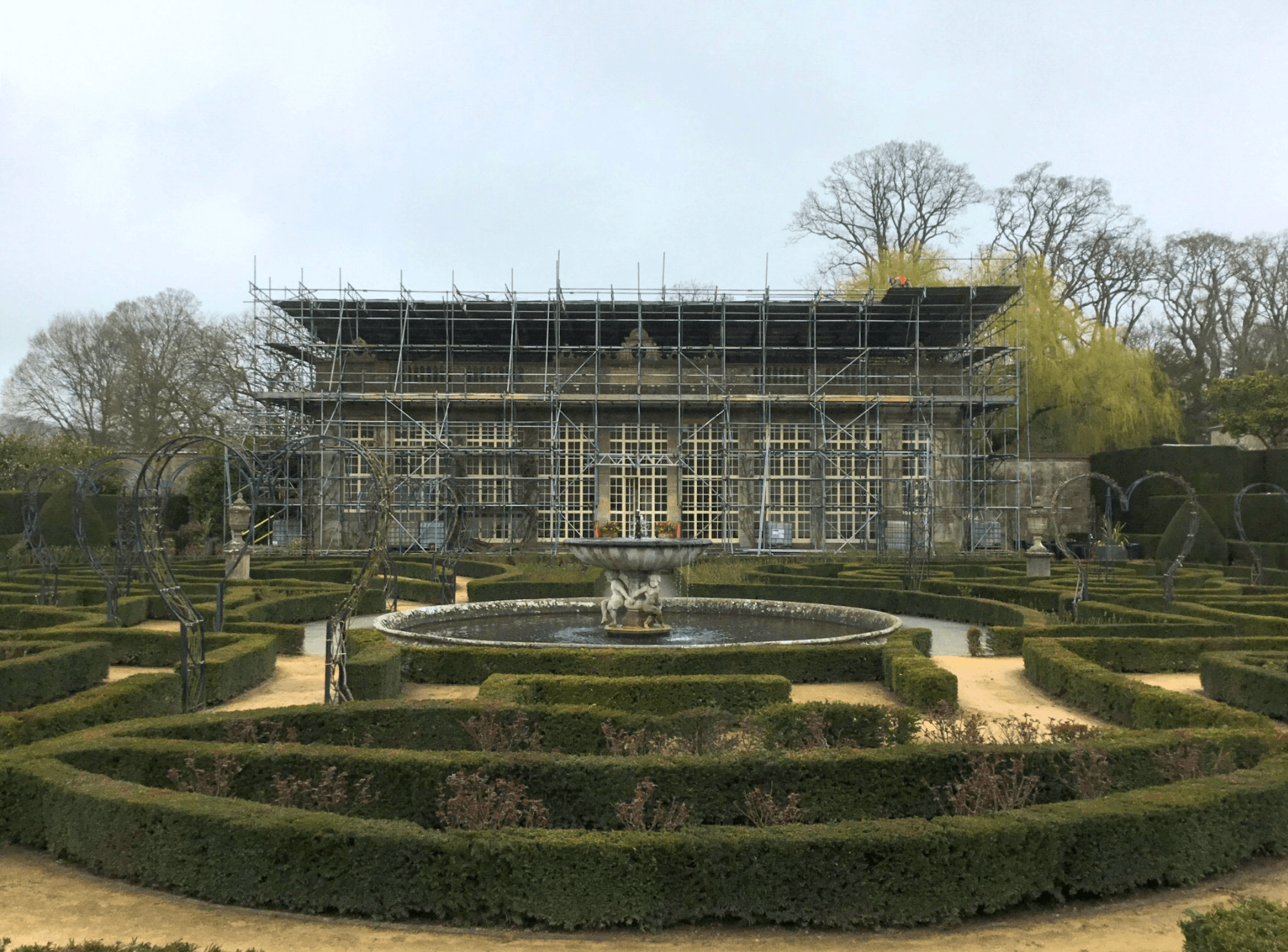 Structural shoring and façade retention